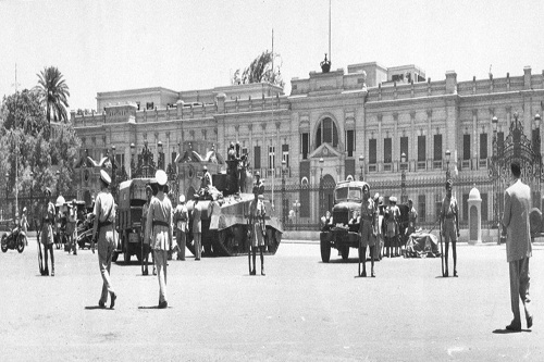 صور من ذكرى ثورة يوليو كيف كان الشارع المصري عام 1952 بوابة الشروق نسخة الموبايل