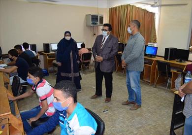 الطلاب المتقدمين للمدرسة النووية بالضبعة