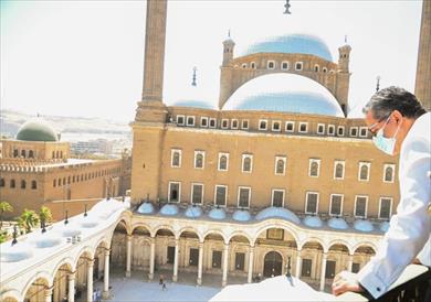 خالد العناني