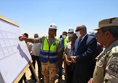 محافظ قنا يتابع معدلات تنفيذ محطات معالجة الصرف الصحي بأبوتشت