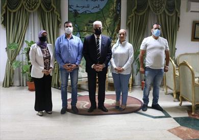 محافظ جنوب سيناء يناقش أوضاع التمريض