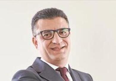 طارق كامل