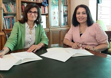 منصورة عز الدين تتعاقد على نشر رواية جديدة مع دار الشروق