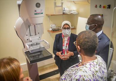 وزيرة الصحة تشهد افتتاح المركز الطبي المصريAFRI Egypt للرعاية الصحية بدولة أوغندا
