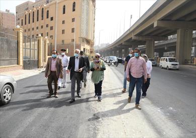 محافظ الجيزة يتفقد أعمال رصف توسعات طريق المريوطية