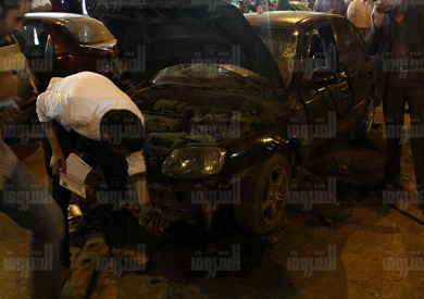 انفجار جسم غريب في سيارة بشارع فيصل<br/> تصوير:محمود العراقي