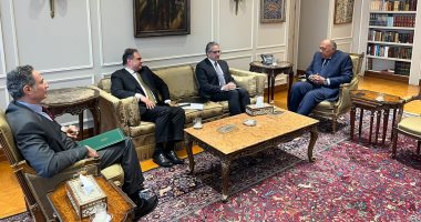وزير الخارجية يستقبل مرشح مصر لمنصب مدير عام اليونسكو