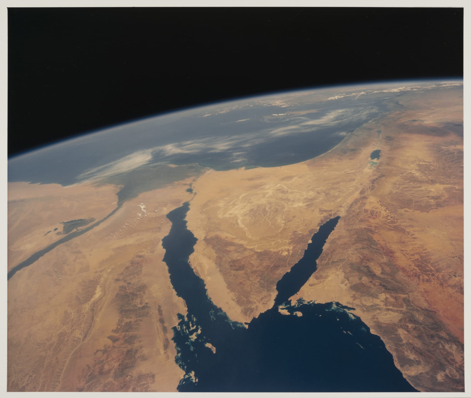 Shaken Grounds: Uncovering the Hidden Dangers of Sharm El Sheikh Earthquakes – What’s the Difference and What’s at Stake