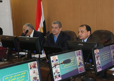 تطوير مستشفى جامعى بنى سويف على مائدة رئيس الجامعة