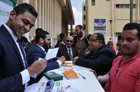 جولة رئيس جامعة حلوان