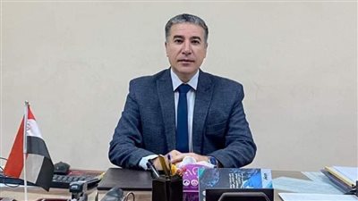 الدكتور مبروك سالم وكيل وزارة الصحة والسكان بمطروح