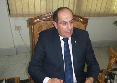 الدكتور أيمن عبد المنعم محافظ سوهاج