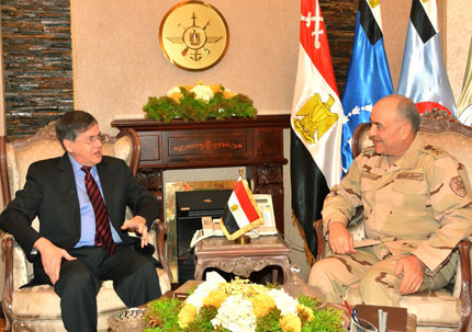 أثناء اللقاء