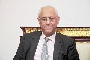 ياسر عاطف سفير مصر بالكويت