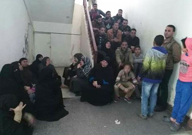 تجمهر الأهالي