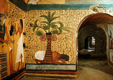 أحد المقابر