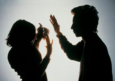العنف ضد المرأة