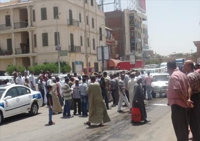 تجمهر السائقين بأسوان