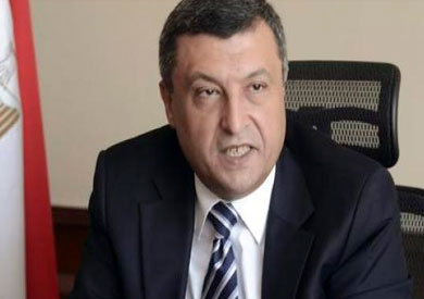 حمدى عبدالعزيز المتحدث الرسمى لوزارة البترول