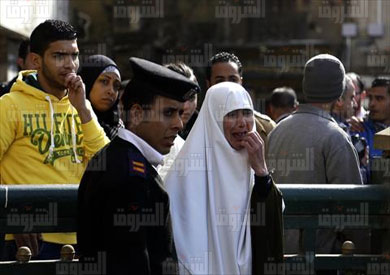 عائشة في ميدان التحرير- تصوير إبراهيم عزت