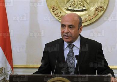 رئيس الوزراء يستقبل وزير شؤن مجلس النواب الجديد تصوير سليمان العطيفي