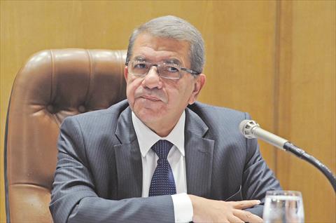 عمرو الجارحى وزير المالية