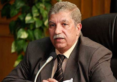 اللواء ياسين طاهر محافظ الإسماعيلية