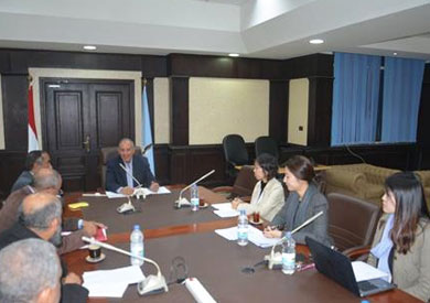 اجتماع المحافظ مع الوفد الكورى