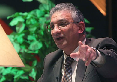 وزير التنمية المحلية الدكتور أحمد زكى بدر