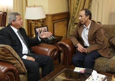 عصام الأمير رئيس اتحاد الإذاعةو المهندس خالد عبد العزيز وزير الشباب والرياضة