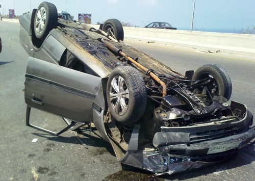 انقلاب سيارة ملاكى بالوادى الجديد