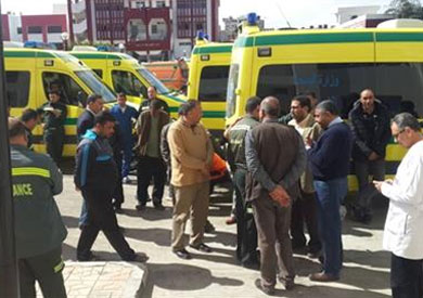 المسعفين يعتصمون بمستشفى العريش