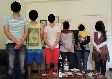 ضبط شبكة دعارة لطالبات الخدمة الاجتماعية