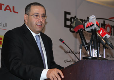 أشرف سالمان، وزير الاستثمار