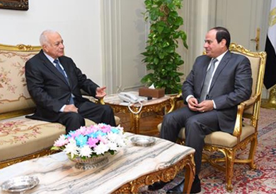 الرئيس عبدالفتاح السيسي و نبيل العربي أمين عام جامعة الدول العربية