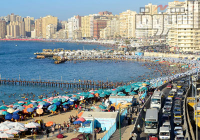 شواطىء الاسكندريه تعج بالمصيفين فى العيد - تصوير : اميره مرتضى