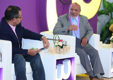 خلال ندوة "كتابات الأطفال في العالم العربي بين الحقيقة والخيال"