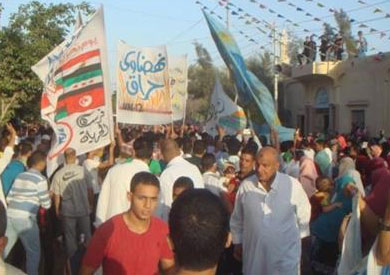 الاخوان يظهرون فى صلاة العيد بكفر الدوار
