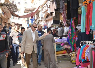 تعديات الباعة الجائلين بقنا