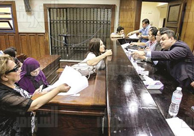 تقديم اوراق الترشيح لمجلس النواب بمحكمة زينهم فى اليوم الثالث - تصوير احمد عبد اللطيف