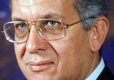 الدكتور فؤاد النواوي وزير الصحة والسكان بحكومة الإنقاذ الوطني