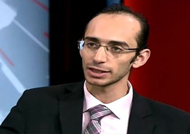 عضو المجلس القومى لحقوق الإنسان محمد عبدالعزيز