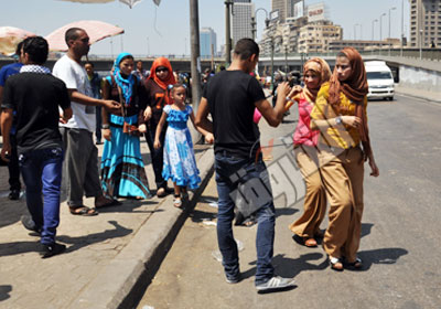 الفتيات فريسه للمتحرشين فى العيد - تصوير : صموئيل محسن