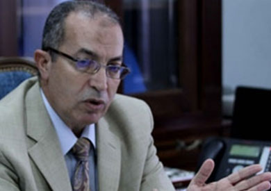 رئيس مصلحة الجمارك الدكتور مجدي عبدالعزيز