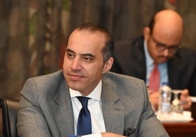 المستشار محمود فوزي وزير الشئون النيابية والقانونية والتواصل السياسي