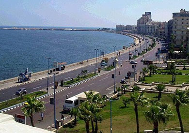 النشطاء السياسيون يقاطعون ميادين الإسكندرية في ذكرى 25 يناير