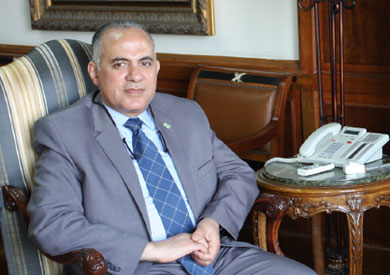 الدكتور محمد عبد العاطى وزير الري