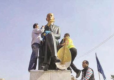 تمثال محمد عبد الوهاب