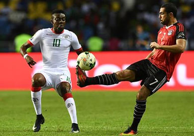 نواب: شاشات بالدوائر لعرض مباراة «مصر والكاميرون»