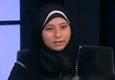 سالي السيد هاشم الطالبة بمدرسة السيدة زينب بالمحلة، وصاحبة قصيدة "حس بينا يا ريس"